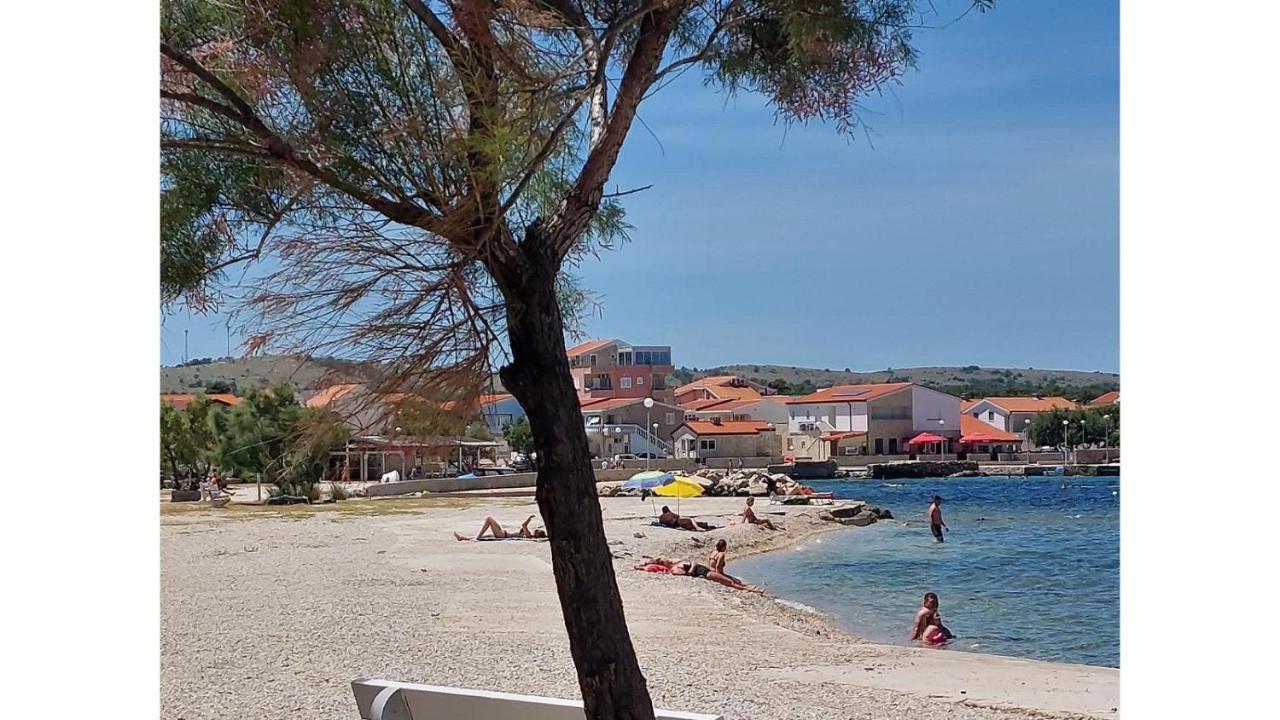 Blue Sea Vir Apartments Luaran gambar
